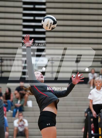 Thumbnail 2 in Plainfield @ Avon photogallery.