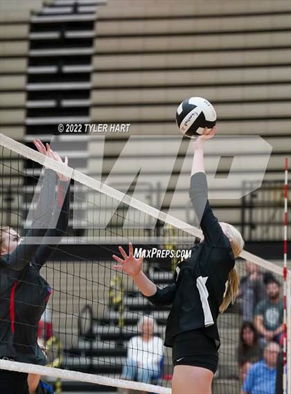 Thumbnail 3 in Plainfield @ Avon photogallery.