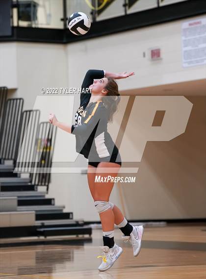 Thumbnail 2 in Plainfield @ Avon photogallery.