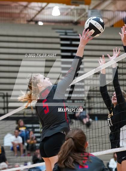 Thumbnail 2 in Plainfield @ Avon photogallery.