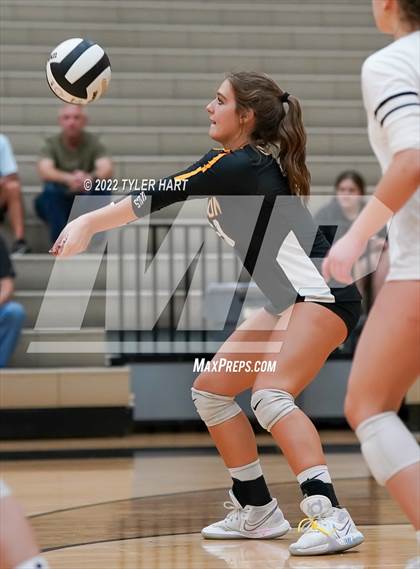 Thumbnail 3 in Plainfield @ Avon photogallery.