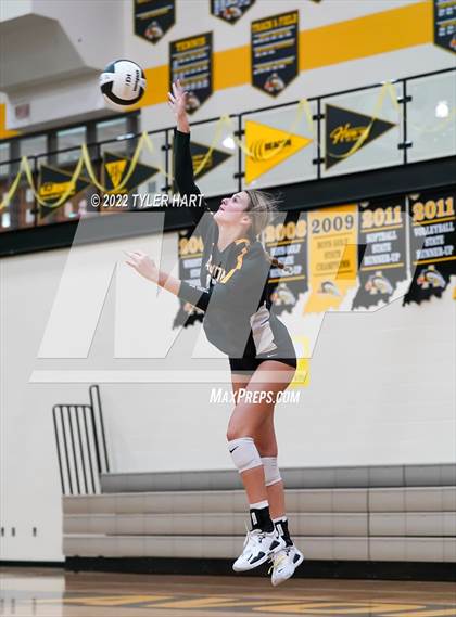 Thumbnail 1 in Plainfield @ Avon photogallery.