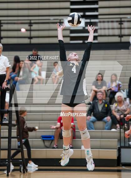 Thumbnail 2 in Plainfield @ Avon photogallery.