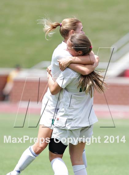 Thumbnail 2 in Chapel Hill vs. Weddington (NCHSAA 3A Final) photogallery.