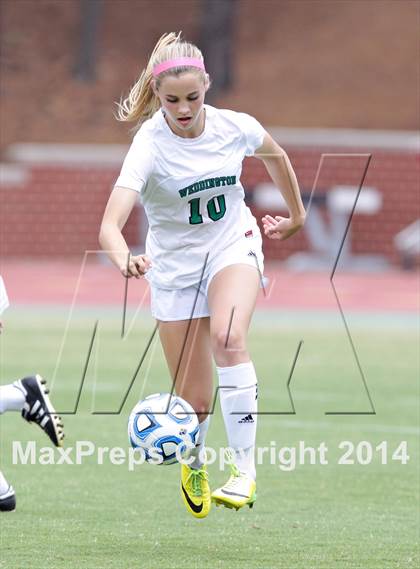 Thumbnail 2 in Chapel Hill vs. Weddington (NCHSAA 3A Final) photogallery.
