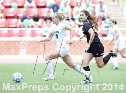 Thumbnail 2 in Chapel Hill vs. Weddington (NCHSAA 3A Final) photogallery.