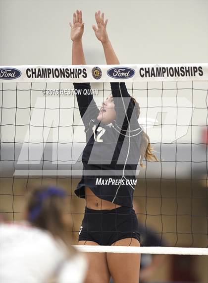Thumbnail 3 in Trabuco Hills vs. Los Alamitos (CIF-SS D2 Final) photogallery.