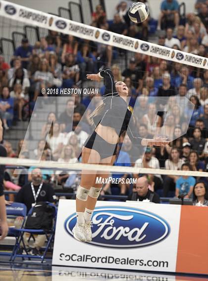 Thumbnail 3 in Trabuco Hills vs. Los Alamitos (CIF-SS D2 Final) photogallery.