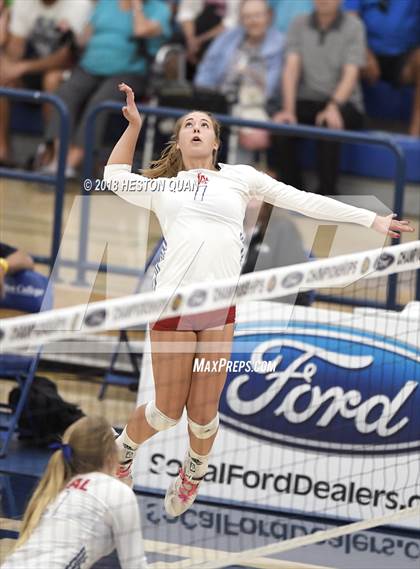 Thumbnail 1 in Trabuco Hills vs. Los Alamitos (CIF-SS D2 Final) photogallery.