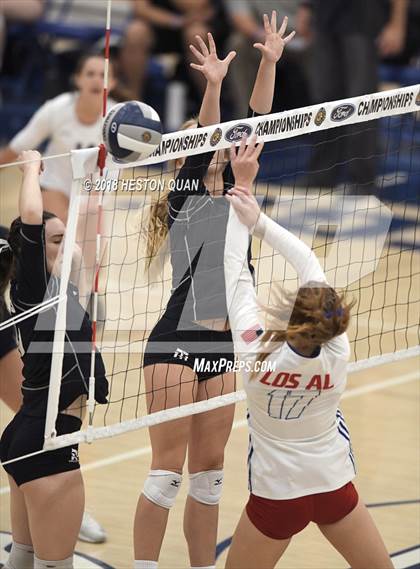 Thumbnail 3 in Trabuco Hills vs. Los Alamitos (CIF-SS D2 Final) photogallery.