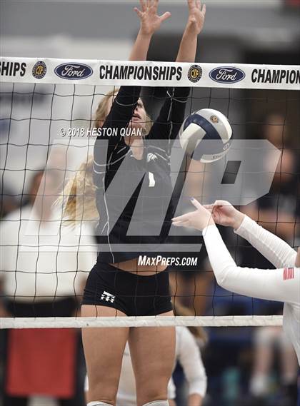 Thumbnail 3 in Trabuco Hills vs. Los Alamitos (CIF-SS D2 Final) photogallery.