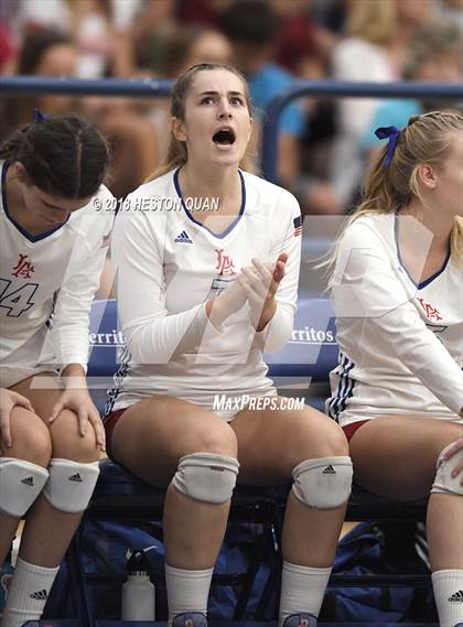 Thumbnail 2 in Trabuco Hills vs. Los Alamitos (CIF-SS D2 Final) photogallery.