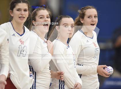 Thumbnail 3 in Trabuco Hills vs. Los Alamitos (CIF-SS D2 Final) photogallery.