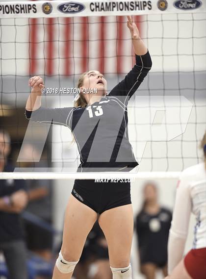 Thumbnail 1 in Trabuco Hills vs. Los Alamitos (CIF-SS D2 Final) photogallery.