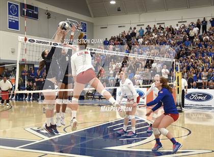 Thumbnail 2 in Trabuco Hills vs. Los Alamitos (CIF-SS D2 Final) photogallery.