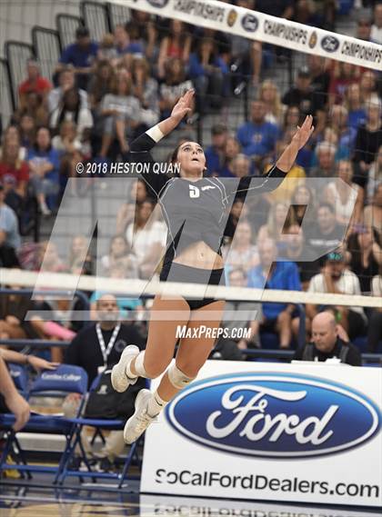 Thumbnail 2 in Trabuco Hills vs. Los Alamitos (CIF-SS D2 Final) photogallery.