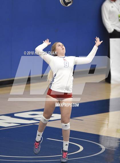 Thumbnail 1 in Trabuco Hills vs. Los Alamitos (CIF-SS D2 Final) photogallery.