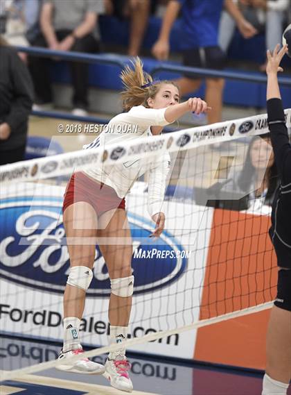 Thumbnail 3 in Trabuco Hills vs. Los Alamitos (CIF-SS D2 Final) photogallery.