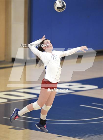 Thumbnail 2 in Trabuco Hills vs. Los Alamitos (CIF-SS D2 Final) photogallery.