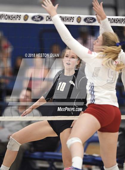 Thumbnail 1 in Trabuco Hills vs. Los Alamitos (CIF-SS D2 Final) photogallery.