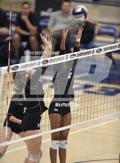 Thumbnail 1 in Trabuco Hills vs. Los Alamitos (CIF-SS D2 Final) photogallery.