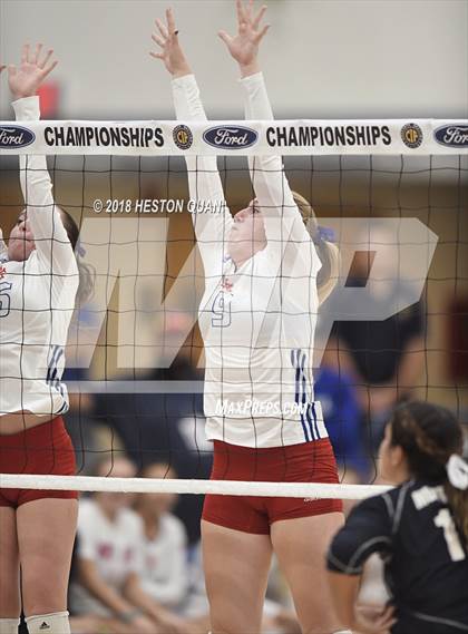 Thumbnail 3 in Trabuco Hills vs. Los Alamitos (CIF-SS D2 Final) photogallery.