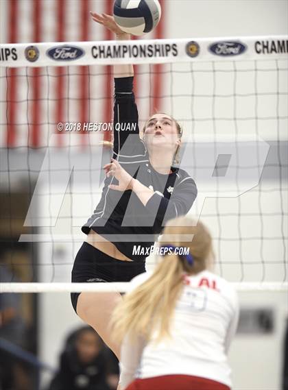 Thumbnail 3 in Trabuco Hills vs. Los Alamitos (CIF-SS D2 Final) photogallery.