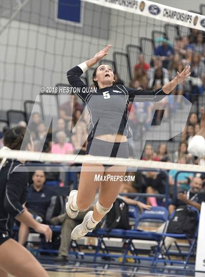 Thumbnail 2 in Trabuco Hills vs. Los Alamitos (CIF-SS D2 Final) photogallery.