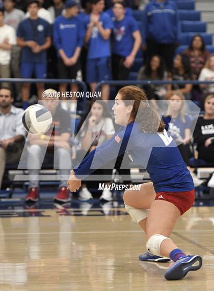 Thumbnail 2 in Trabuco Hills vs. Los Alamitos (CIF-SS D2 Final) photogallery.