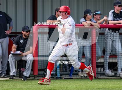 Thumbnail 1 in Pottsboro vs. Howe photogallery.