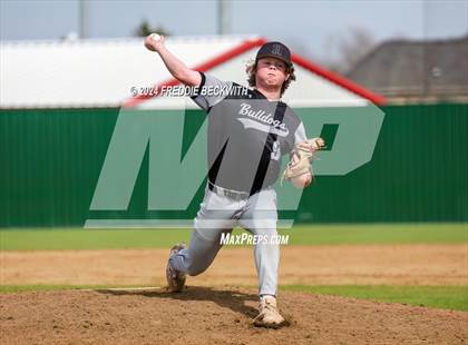 Thumbnail 2 in Pottsboro vs. Howe photogallery.