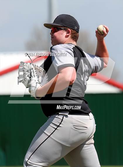 Thumbnail 2 in Pottsboro vs. Howe photogallery.
