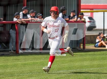 Thumbnail 1 in Pottsboro vs. Howe photogallery.