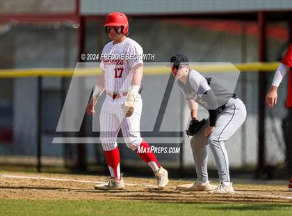 Thumbnail 2 in Pottsboro vs. Howe photogallery.