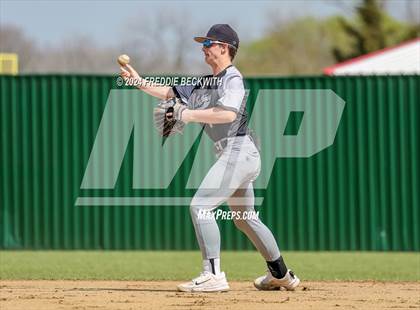 Thumbnail 2 in Pottsboro vs. Howe photogallery.