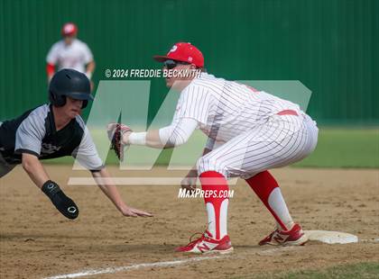 Thumbnail 1 in Pottsboro vs. Howe photogallery.
