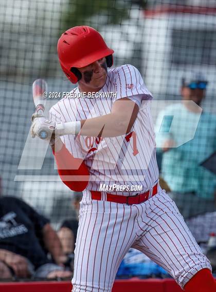 Thumbnail 3 in Pottsboro vs. Howe photogallery.