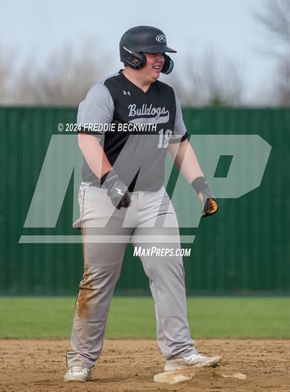 Thumbnail 2 in Pottsboro vs. Howe photogallery.