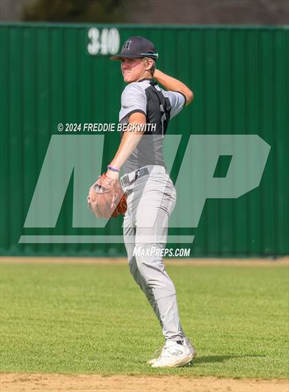 Thumbnail 3 in Pottsboro vs. Howe photogallery.