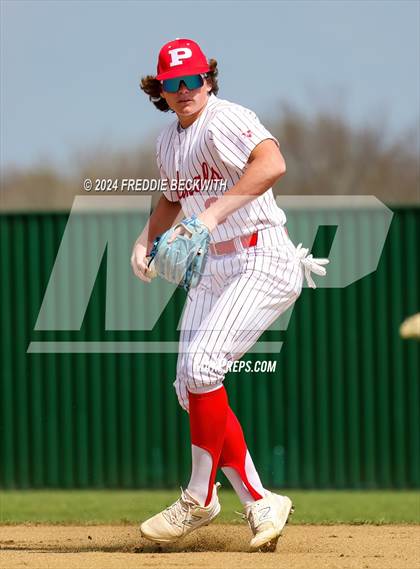 Thumbnail 1 in Pottsboro vs. Howe photogallery.