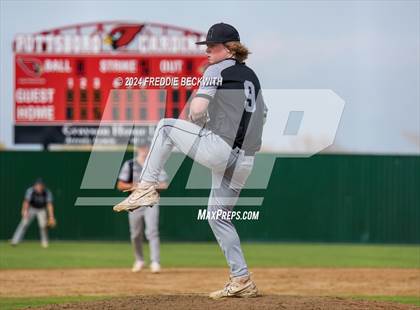 Thumbnail 1 in Pottsboro vs. Howe photogallery.
