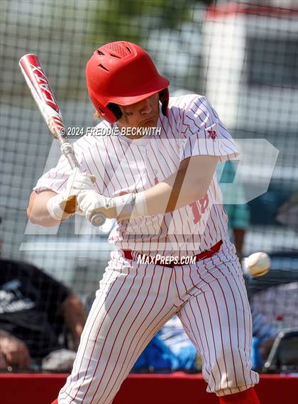 Thumbnail 1 in Pottsboro vs. Howe photogallery.