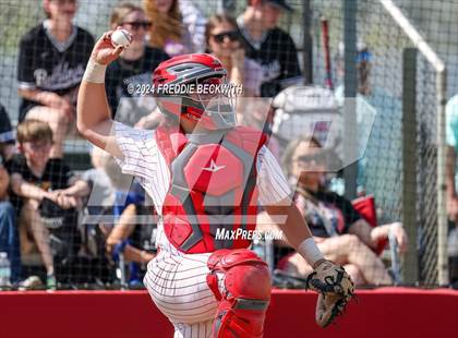 Thumbnail 1 in Pottsboro vs. Howe photogallery.