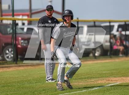 Thumbnail 1 in Pottsboro vs. Howe photogallery.