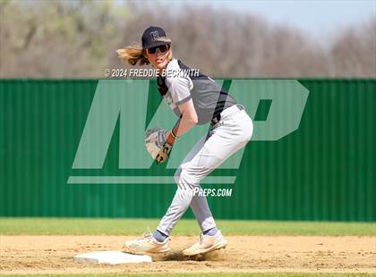 Thumbnail 1 in Pottsboro vs. Howe photogallery.
