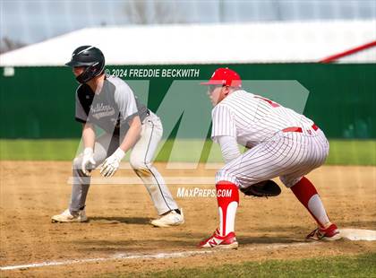 Thumbnail 3 in Pottsboro vs. Howe photogallery.