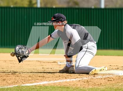 Thumbnail 3 in Pottsboro vs. Howe photogallery.