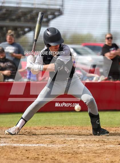 Thumbnail 3 in Pottsboro vs. Howe photogallery.