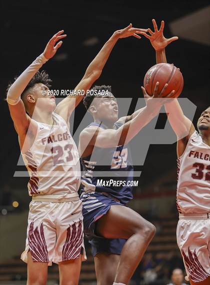 Thumbnail 3 in Independence vs. Redwood (CIF D2 Central Section Final) photogallery.