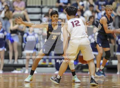 Thumbnail 3 in Independence vs. Redwood (CIF D2 Central Section Final) photogallery.